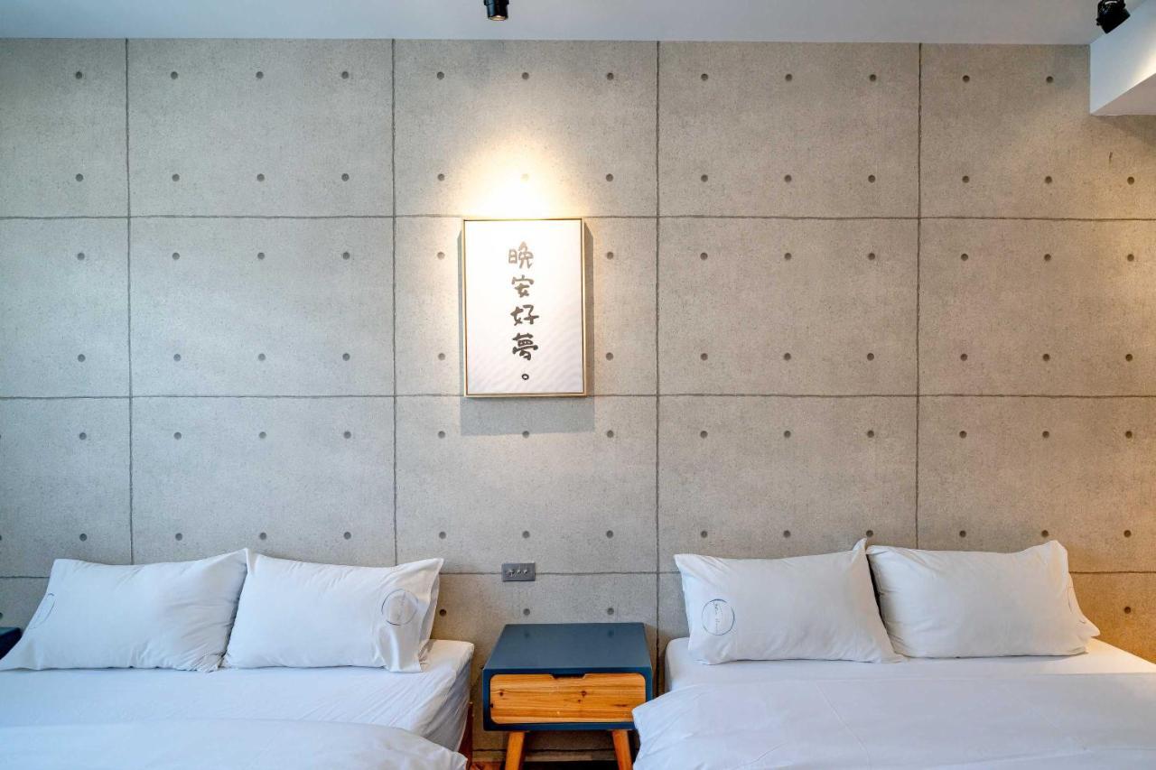 Blue House Homestay Hualien Buitenkant foto