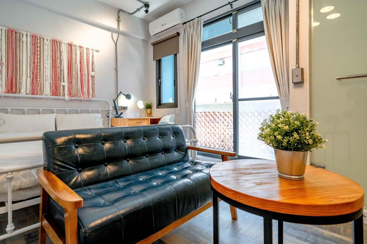 Blue House Homestay Hualien Buitenkant foto