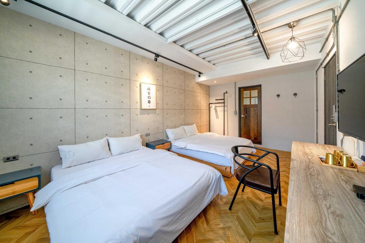Blue House Homestay Hualien Buitenkant foto